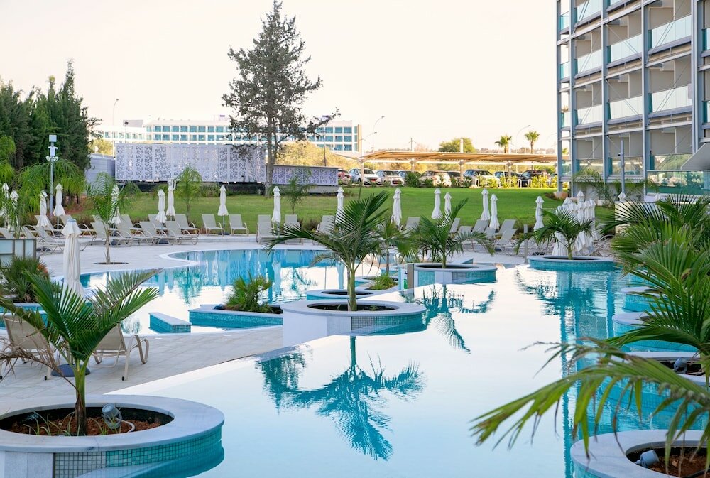 Фото Asterias Beach Hotel