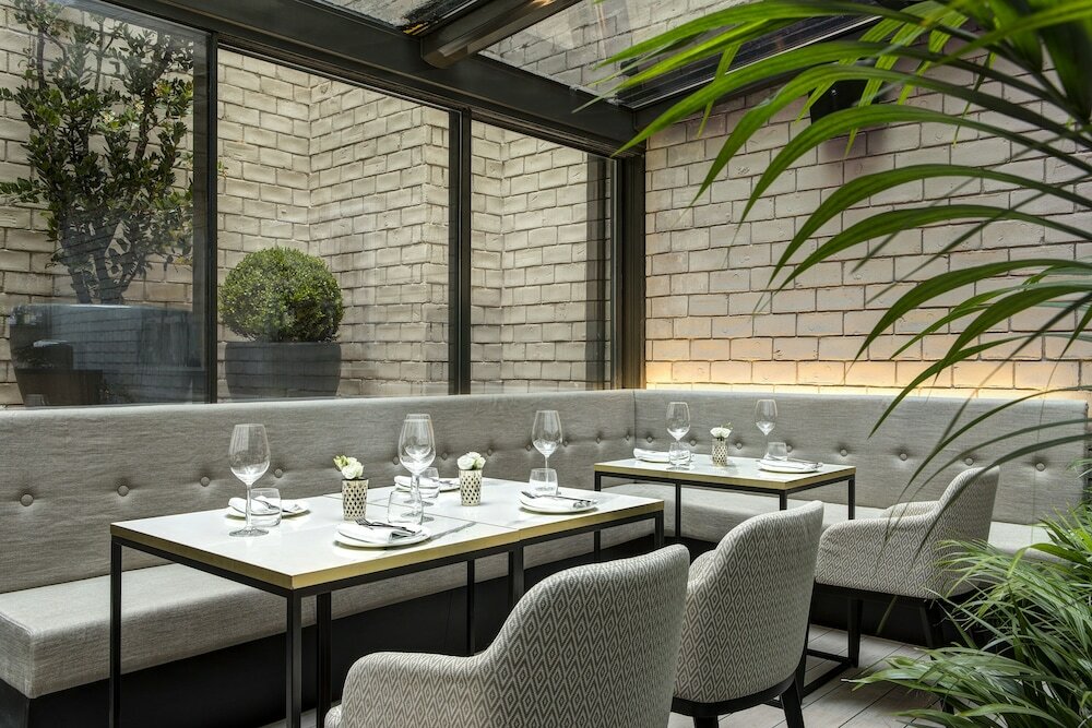 Фото The Pavilions Madrid