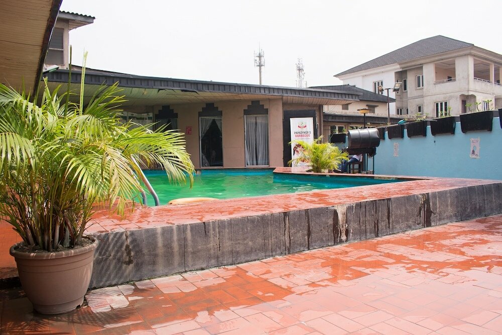 Фото Divine Fountain Agidingbi