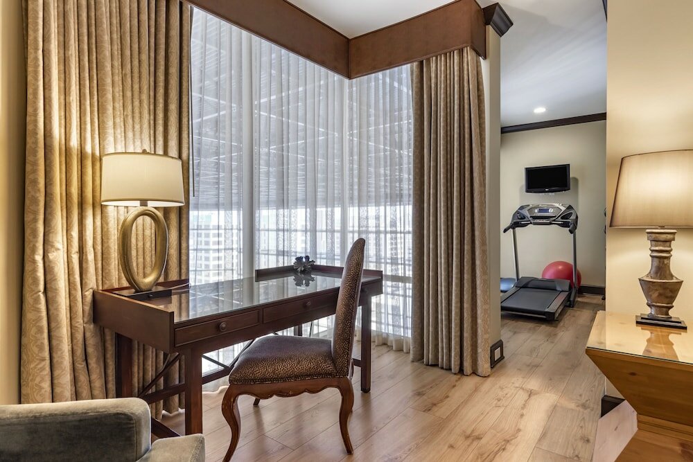 Фото Omni Austin Hotel Downtown