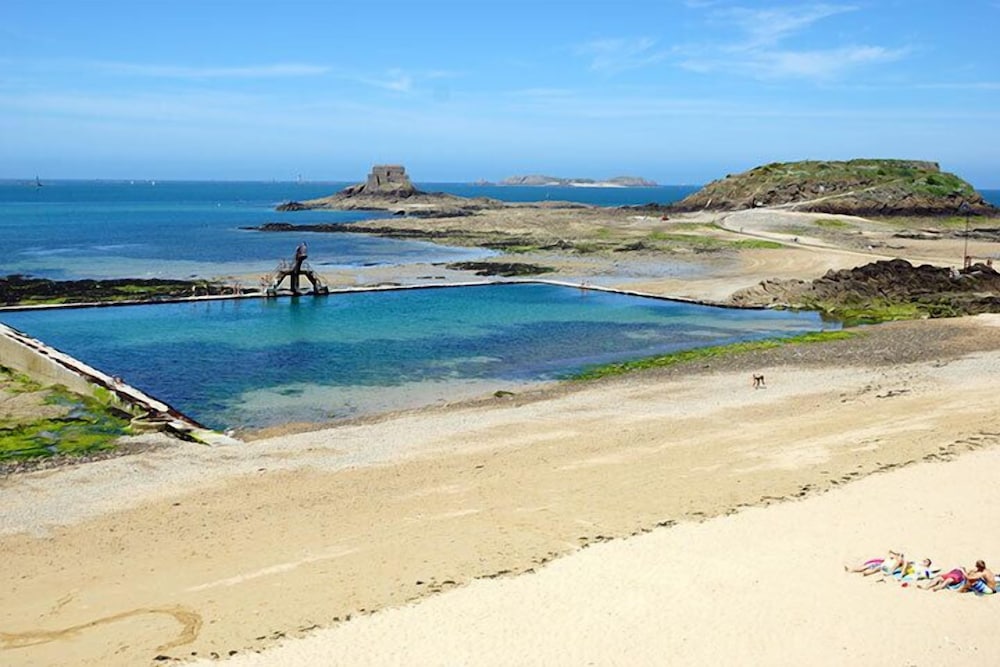 Фото Hotel des Marins