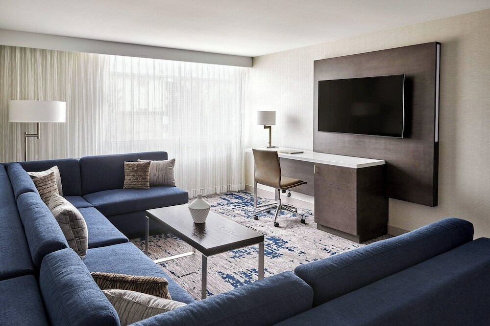 Фото Ventura Beach Marriott