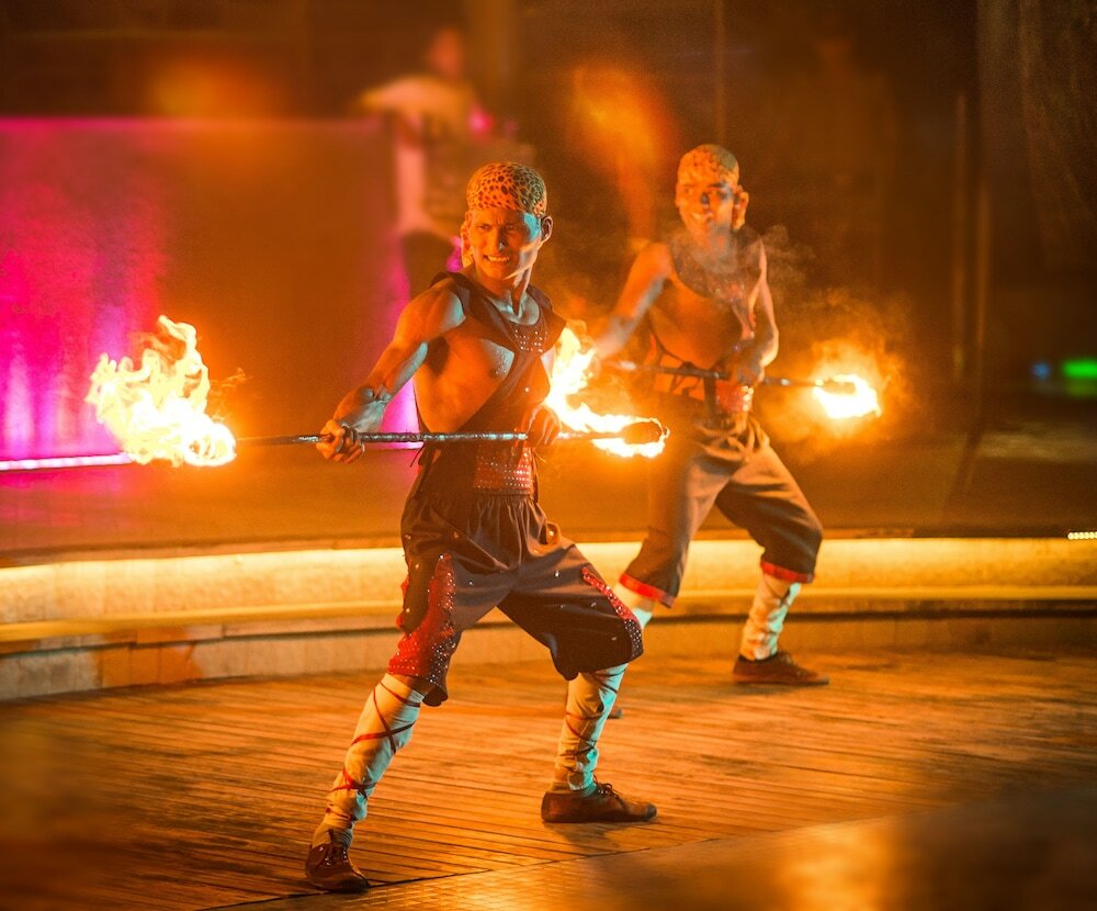 Фото Whispering Palms Beach Resort