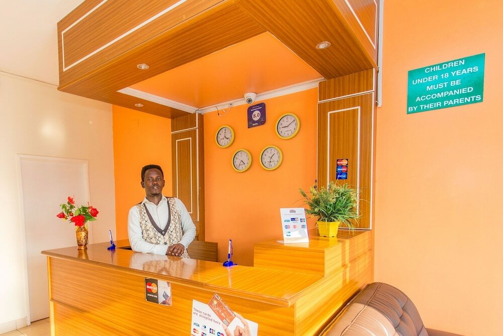 Фото Quiet Haven Hotel