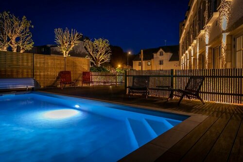 Внешний вид отеля Brit Hotel La Croix Blanche в Сент-Анн-д'Оре, фото 1