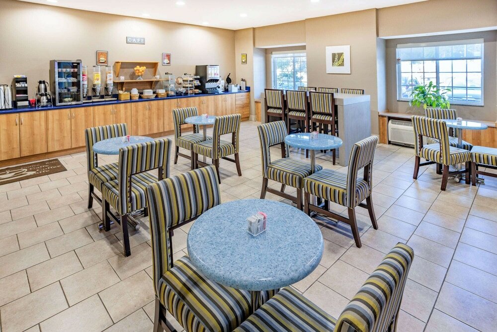 Фото Microtel Inn & Suites by Wyndham Johnstown