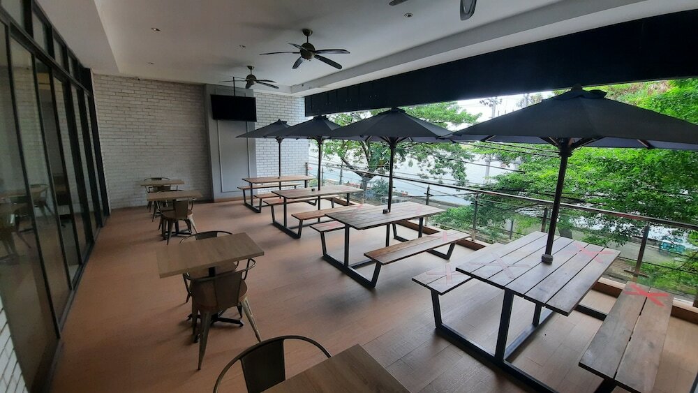 Фото Expressia Hotel Makassar