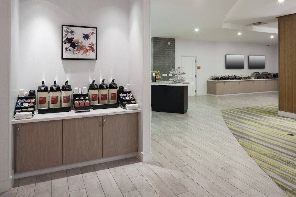 Фото TownePlace Suites by Marriott Orlando at SeaWorld