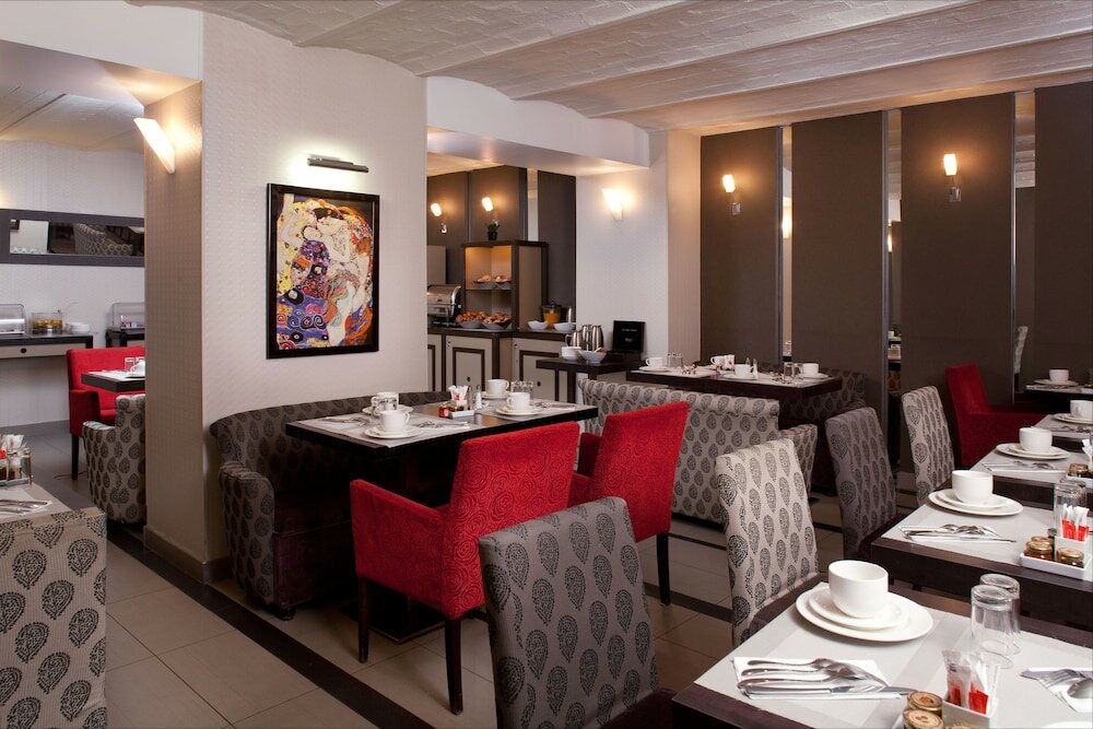 Фото Hotel Eiffel Seine