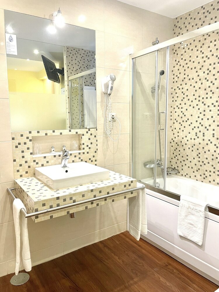 Фото Hotel Universal