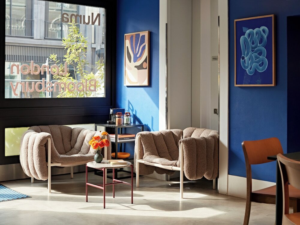 Фото Bedford Corner Hotel