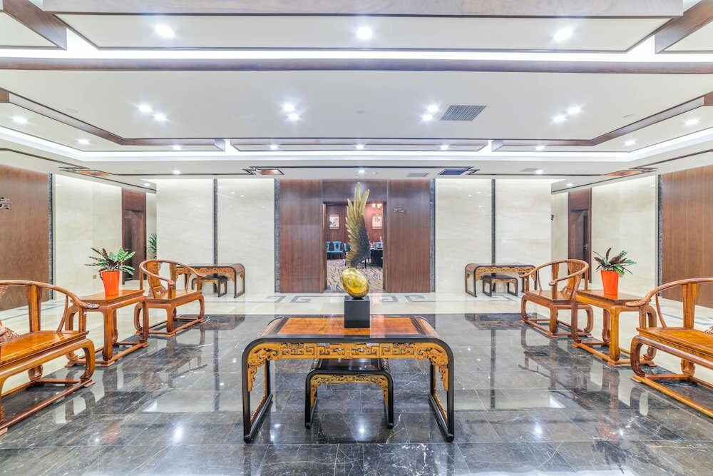 Фото Hundred Hotel