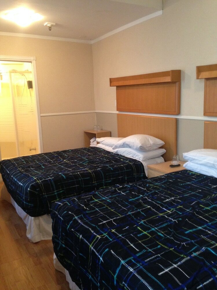 Фото The Rex Hotel