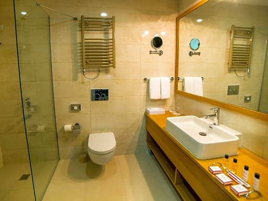 Фото Ramada by Wyndham Podgorica