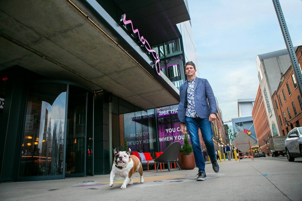 Фото Moxy Louisville Downtown
