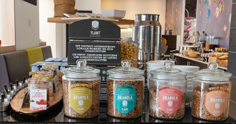 Фото Novotel Brussels Centre Midi Station