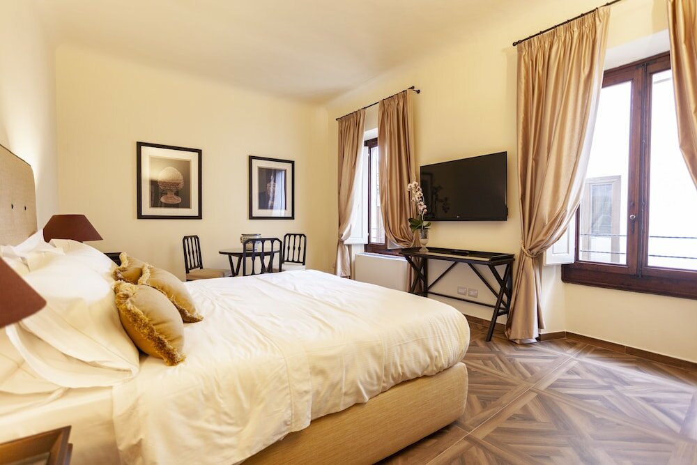 Фото Palazzo Martellini Residenza d'Epoca