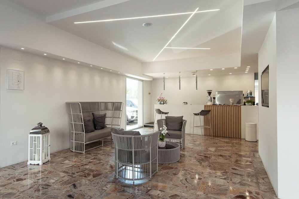 Фото Hotel Adria