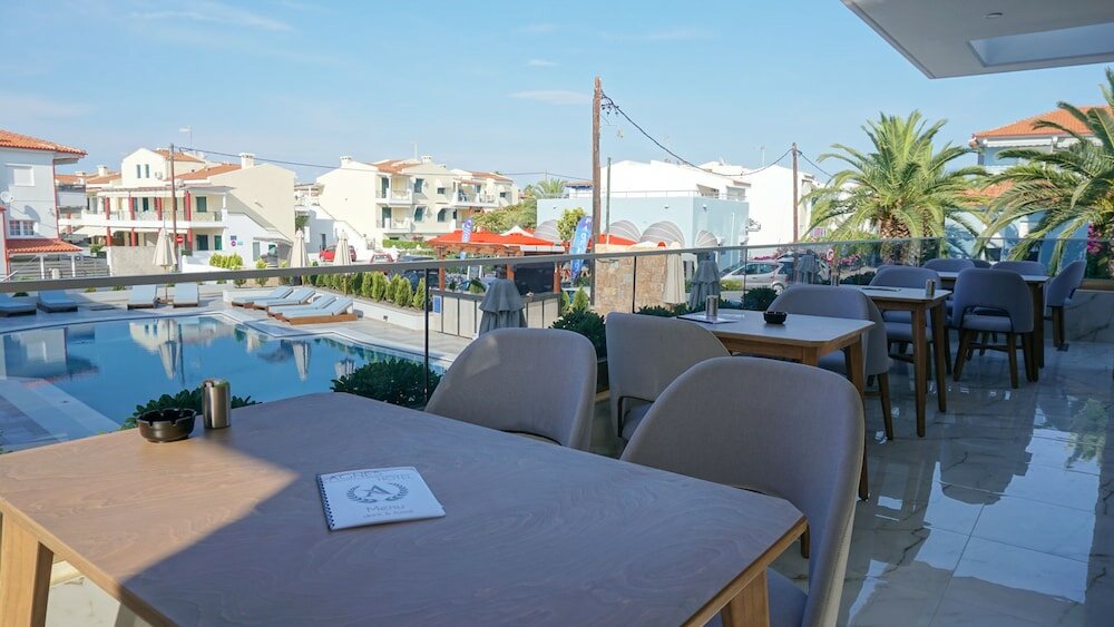 Фото Отель Agnes Deluxe