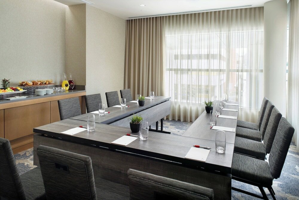 Фото Lexington Marriott City Center