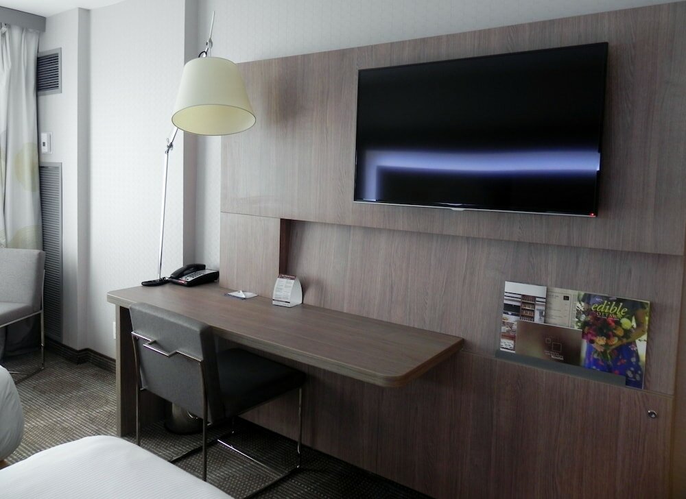 Фото DoubleTree by Hilton Ottawa Downtown