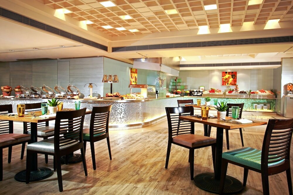 Фото Regal Kowloon Hotel