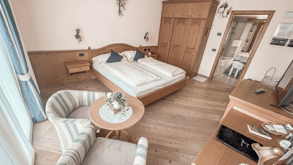 Фото Hotel Flora