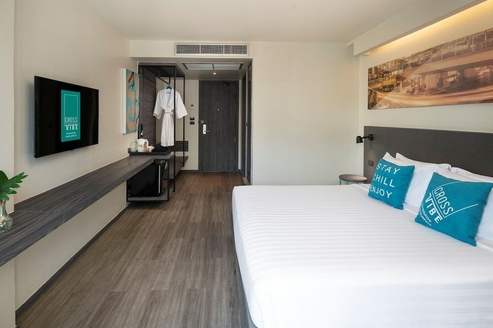 Фото Cross Vibe Sukhumvit Hotel