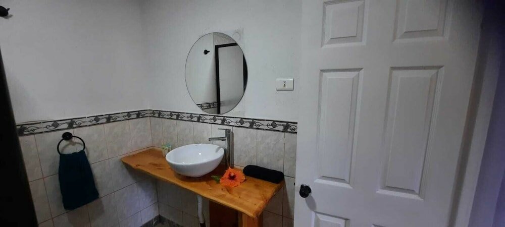 Фото Hotel Uka Mana