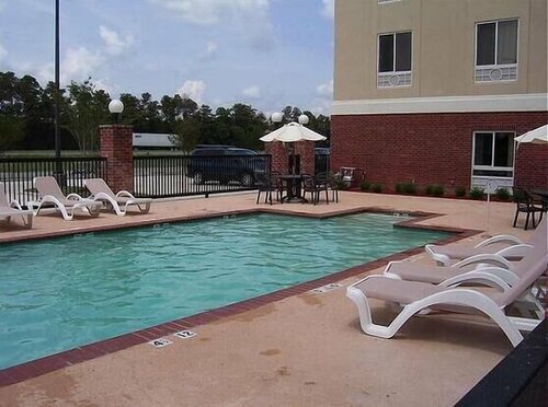 Гостиница Holiday Inn Express Hotel & Suites Scott - Lafayette West, an Ihg Hotel в Лафайетте