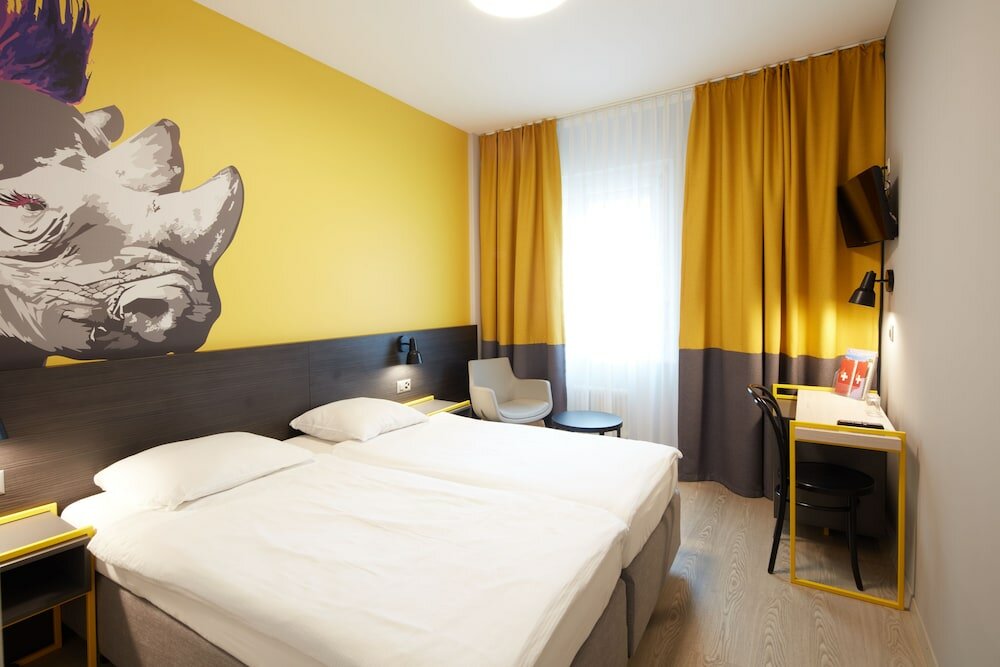 Фото Hotel Crystal