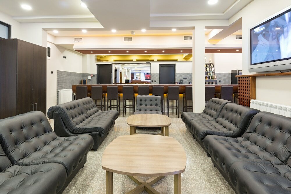 Фото Hotel Sterling Garni