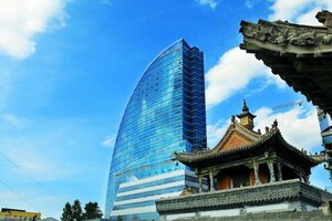 Гостиница The Blue Sky Hotel & Tower