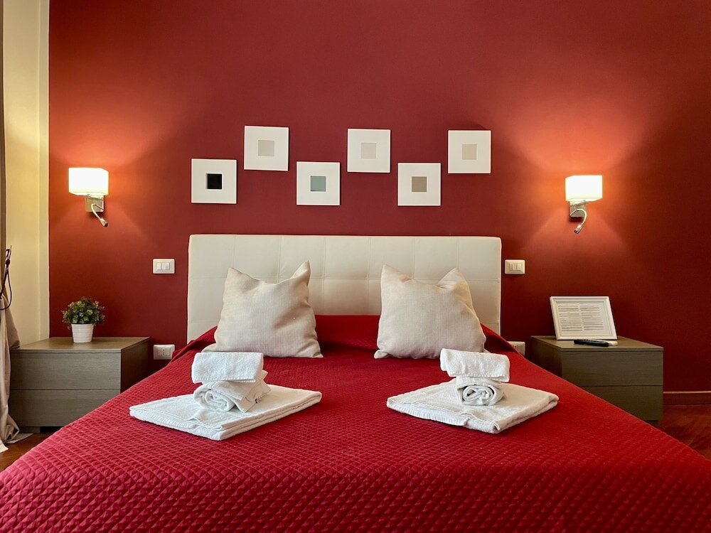 Фото Le Coq Rooms&Suite