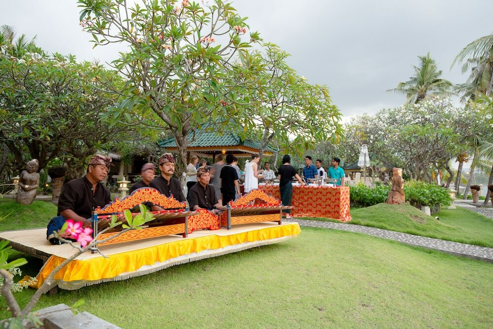 Фото Poinciana Resort Bali