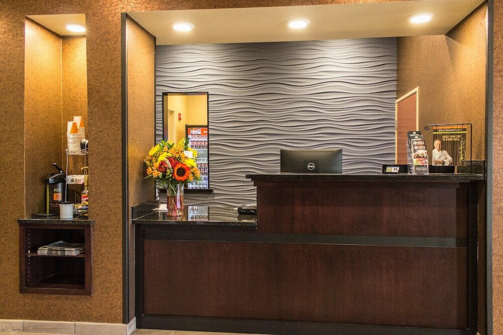 Фото Cobblestone Hotel & Suites – Chippewa Falls