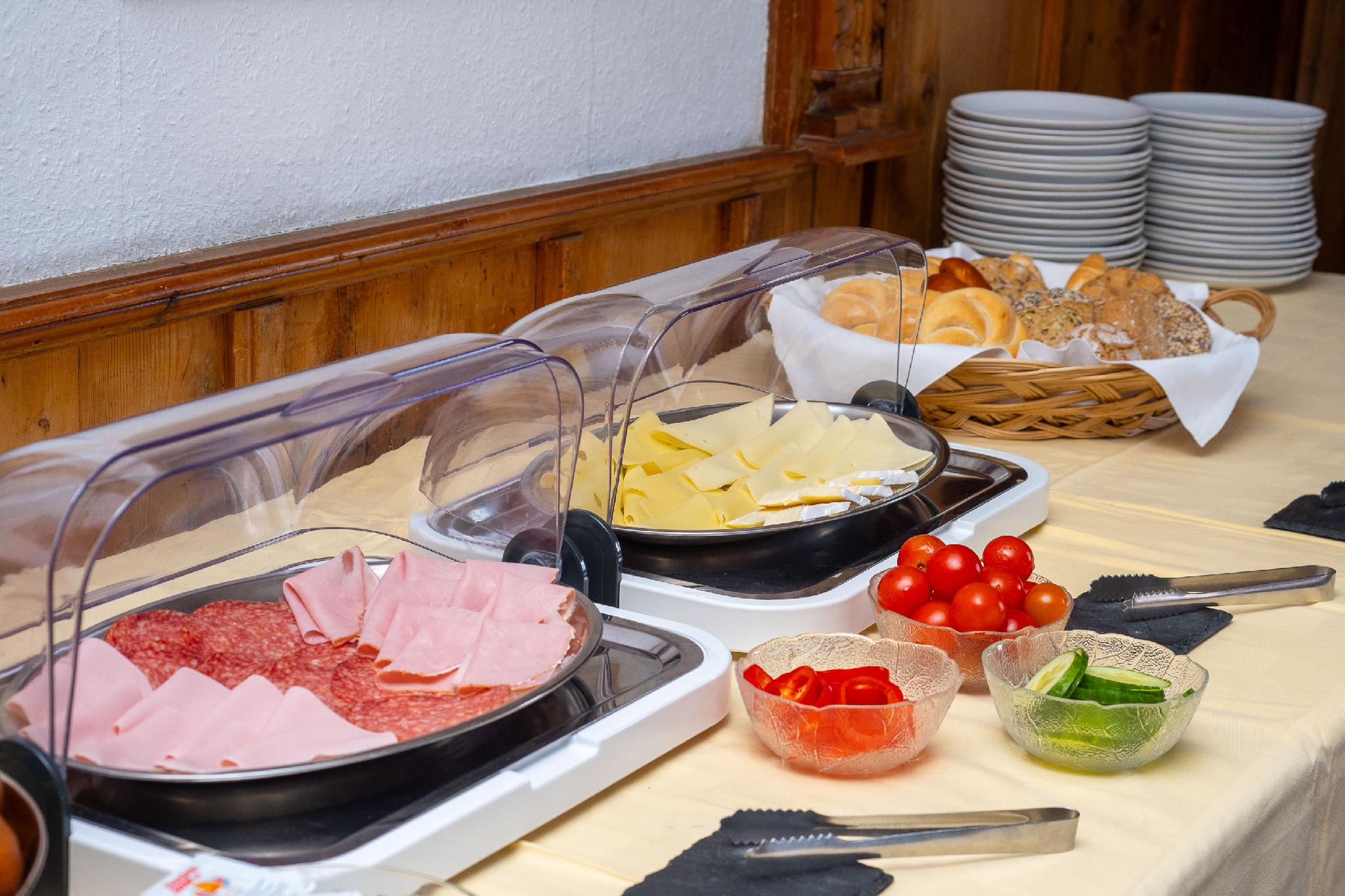 Фото Hotel Heimgartl