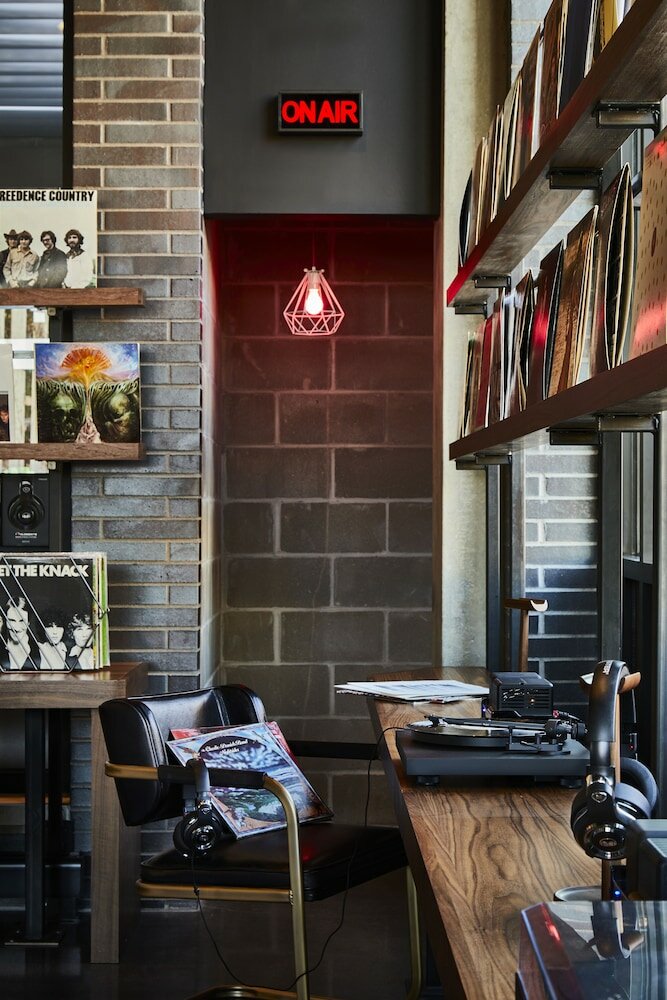 Фото Moxy Minneapolis Uptown