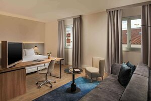 Гостиница Nh Trieste