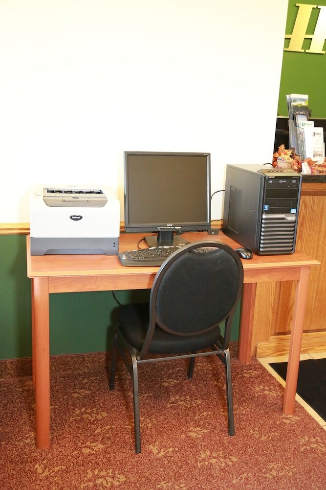 Фото Horizon Inn and Suites