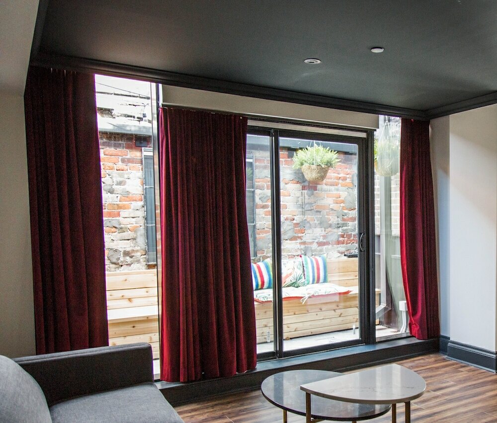 Фото The Broadview Hotel