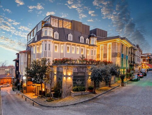 Гостиница Amiral Palace Hotel в Стамбуле