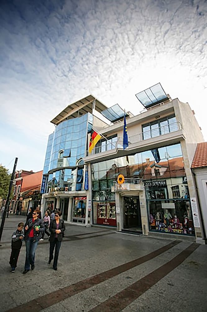 Фото отеля 3