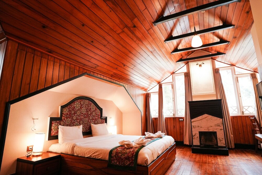 Фото Orsino Resort Mall Road