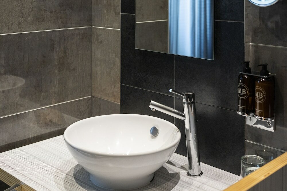 Фото Petit Palace Santa Bárbara