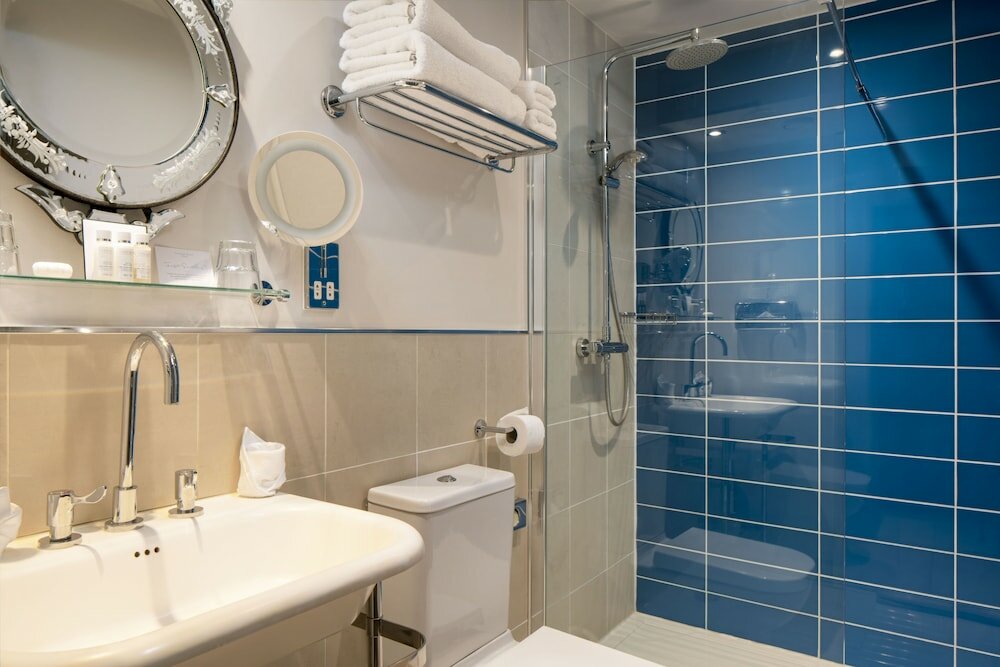 Фото Vanbrugh House Hotel