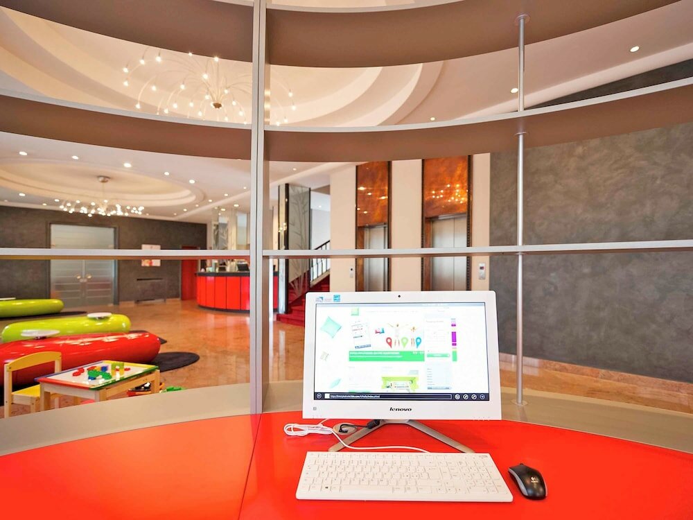 Фото Ibis Styles Parma Toscanini