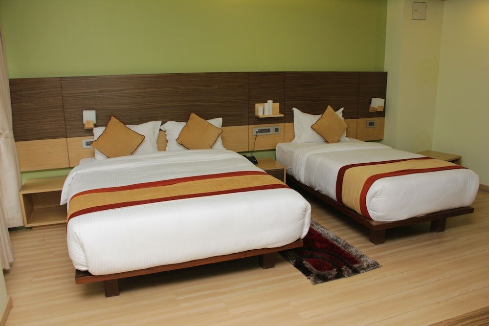 Фото Retro Hotel and SPA