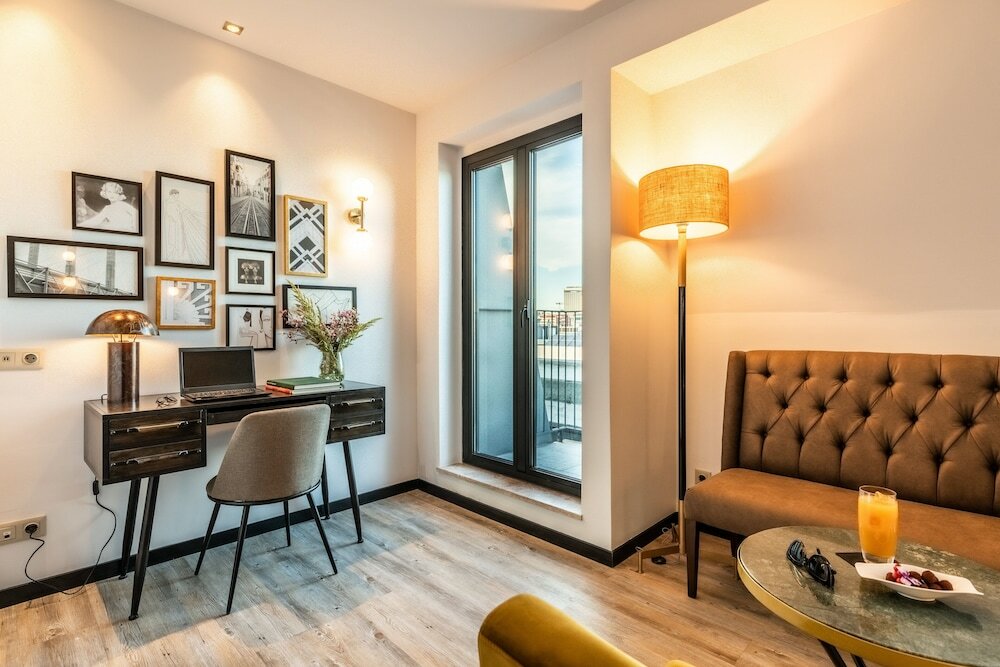 Фото Pestana Lisboa Vintage City Center Suites Hotel