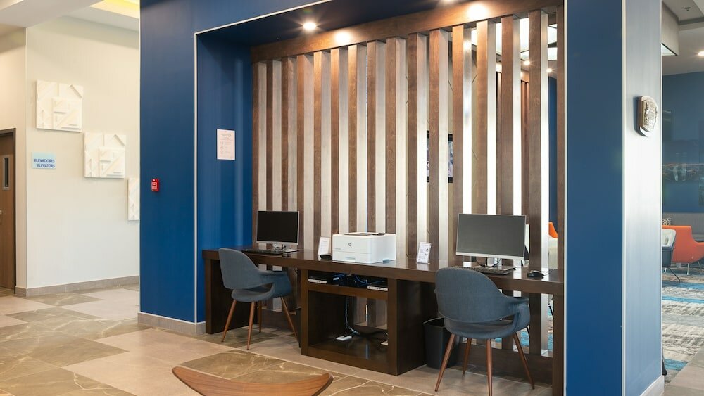 Фото Holiday Inn Express & Suites Tijuana Otay, an Ihg Hotel